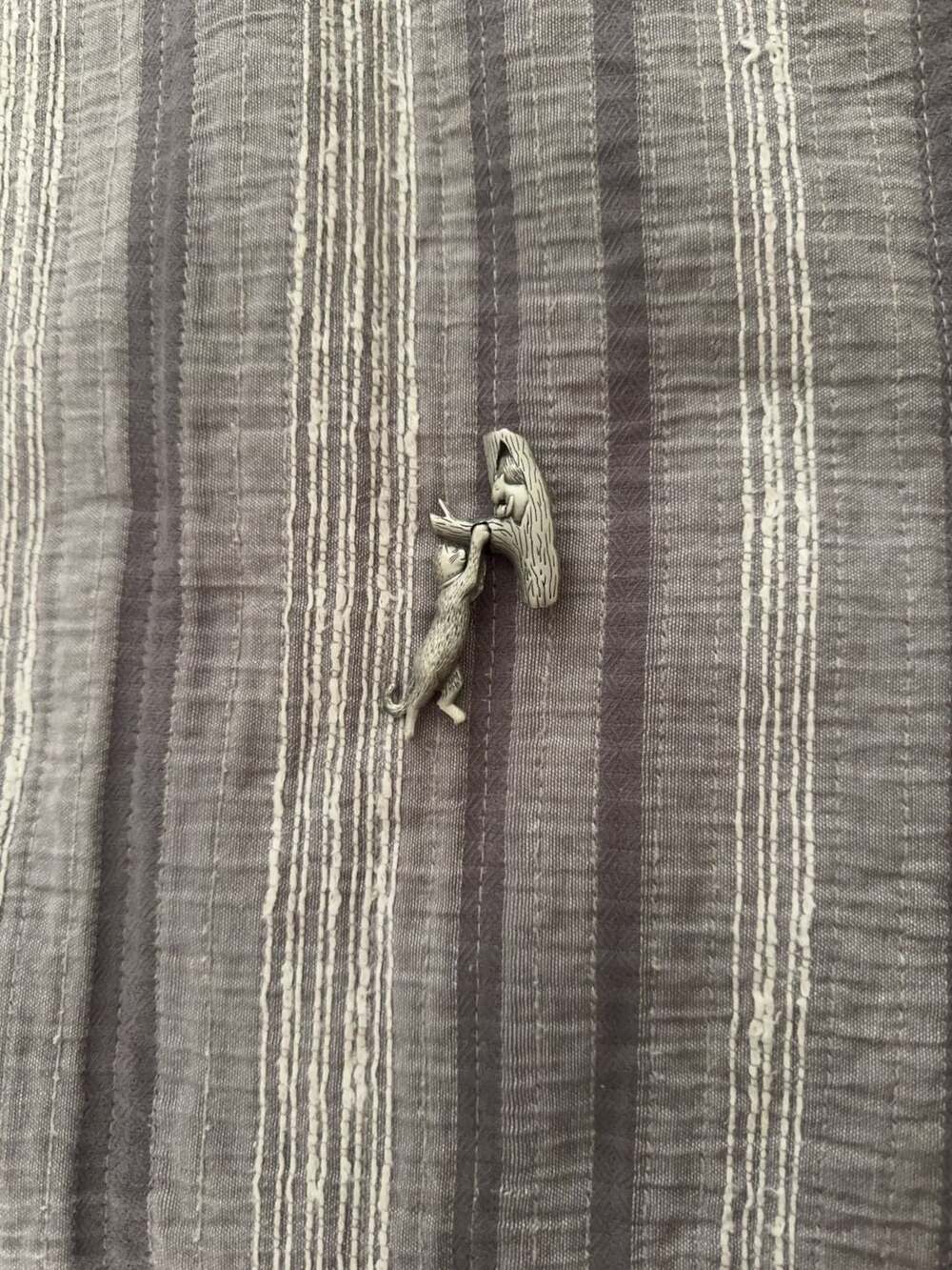 JJ Jonette Jewelry Cat Hanging from Tree Branch Brooch